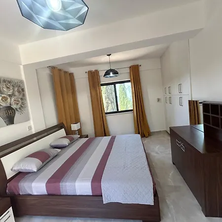 Luxury Kouklia Maisonette